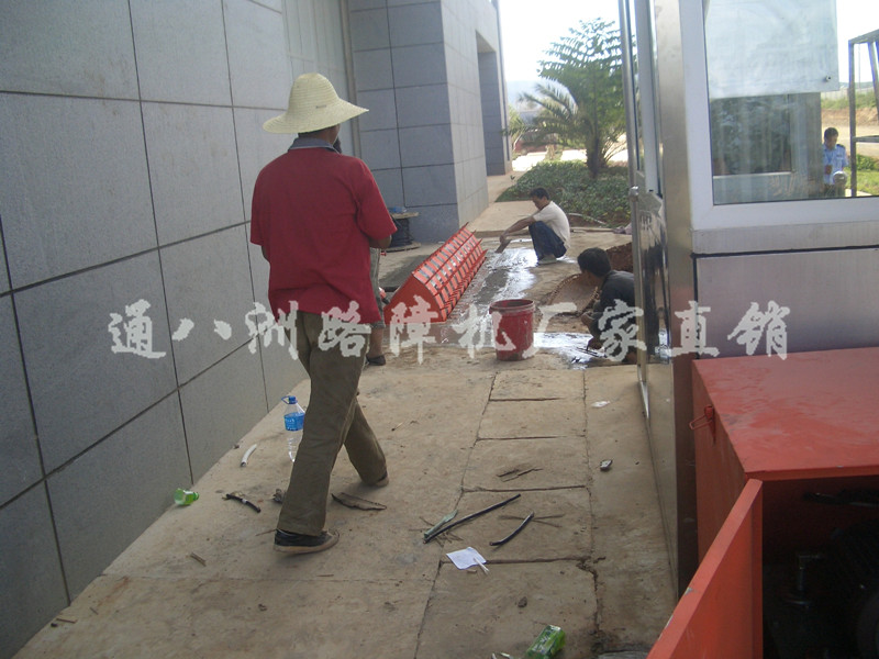 云南安寧監(jiān)獄路障機(jī)