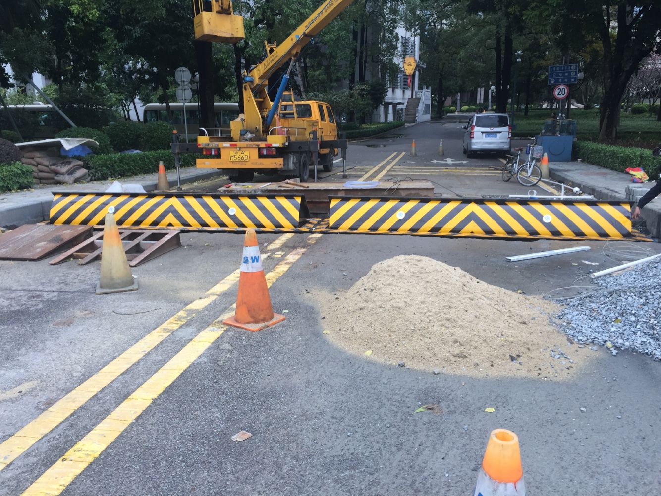 廣州省委路障機